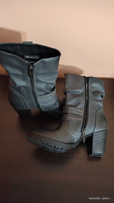 Боти Tamaris сиви