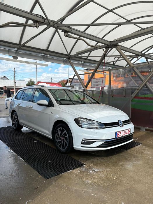 Vând Volkswagen Golf 7