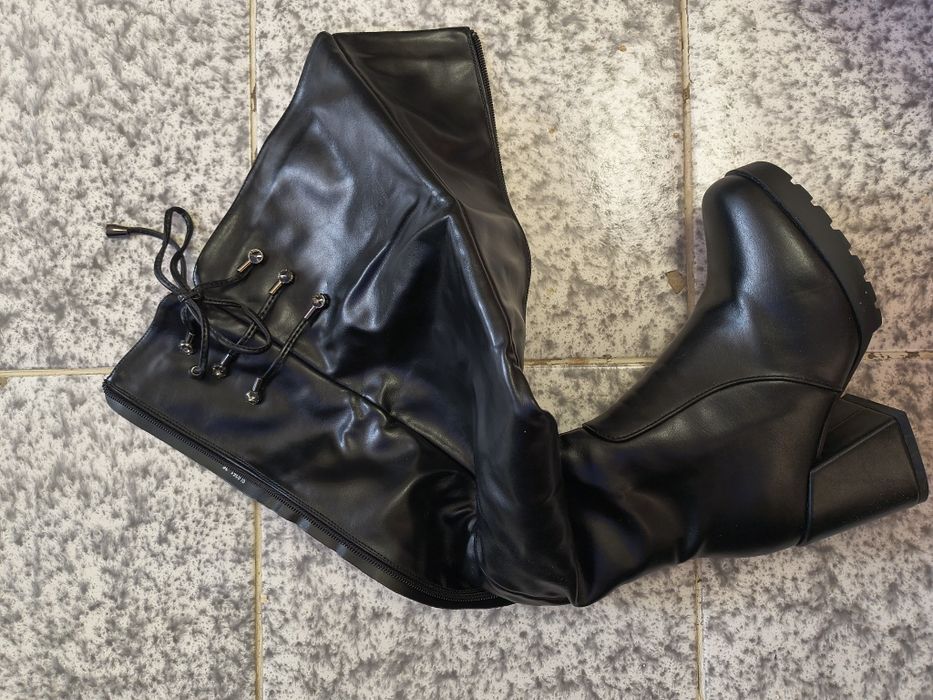 Дамски високи ботуши