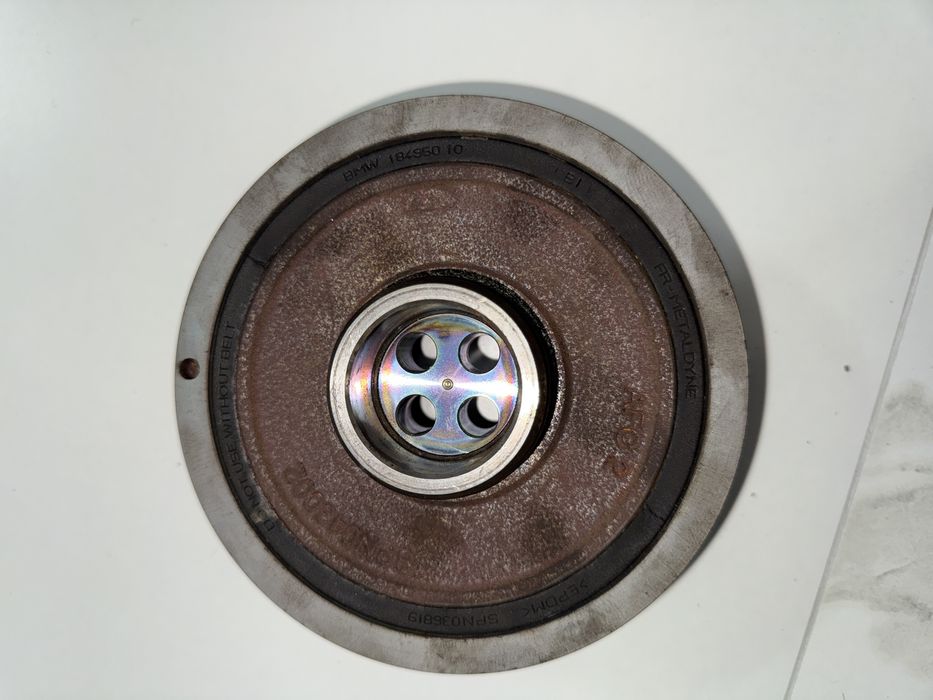 Fulie vibrochen bmw F30 LCI B47