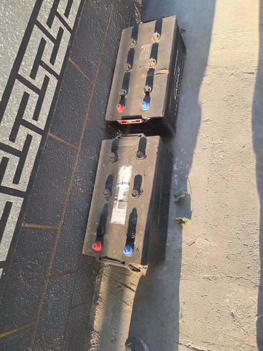 Продам акумумуляторы на фуру