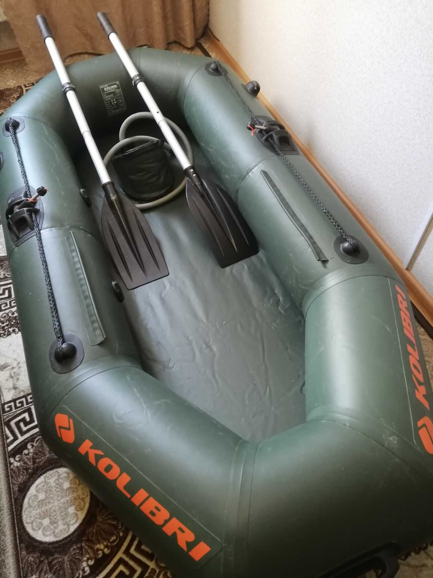 Лодка пвх kolibri  к 210.