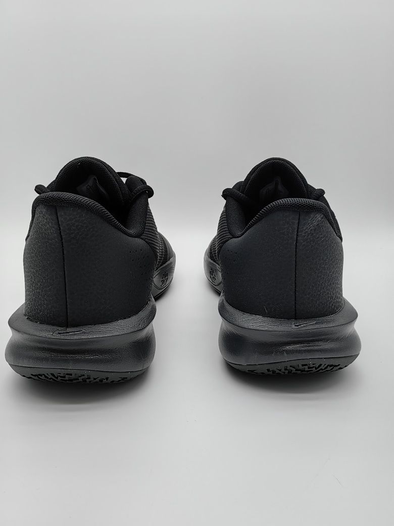 Nike Precision 7
