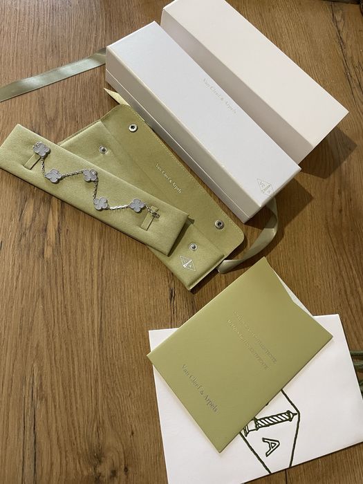 Van Cleef & Arpels - Bratara Silver & Gri