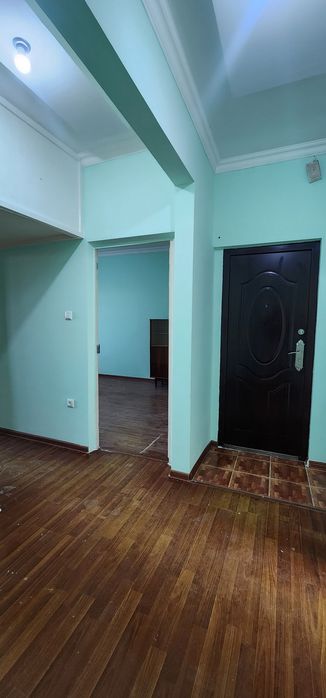 Метро Юнусобод 15кв 2*3комнатная 2*6 балкон не торец