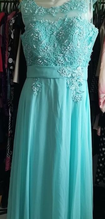 Красивое платье 44-46