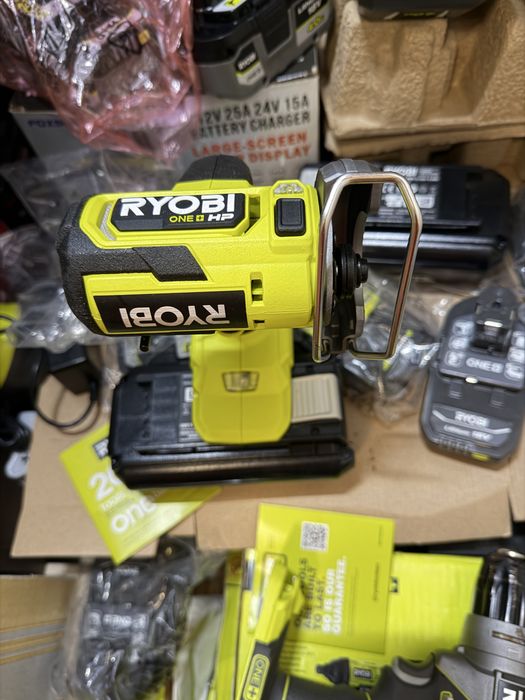 Fierăstrău multi-material 18V ONE+™ HP, motor fără perii 2025 Fab New