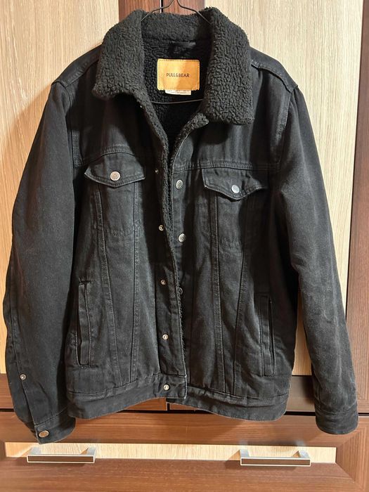 Geaca pull&bear neagra