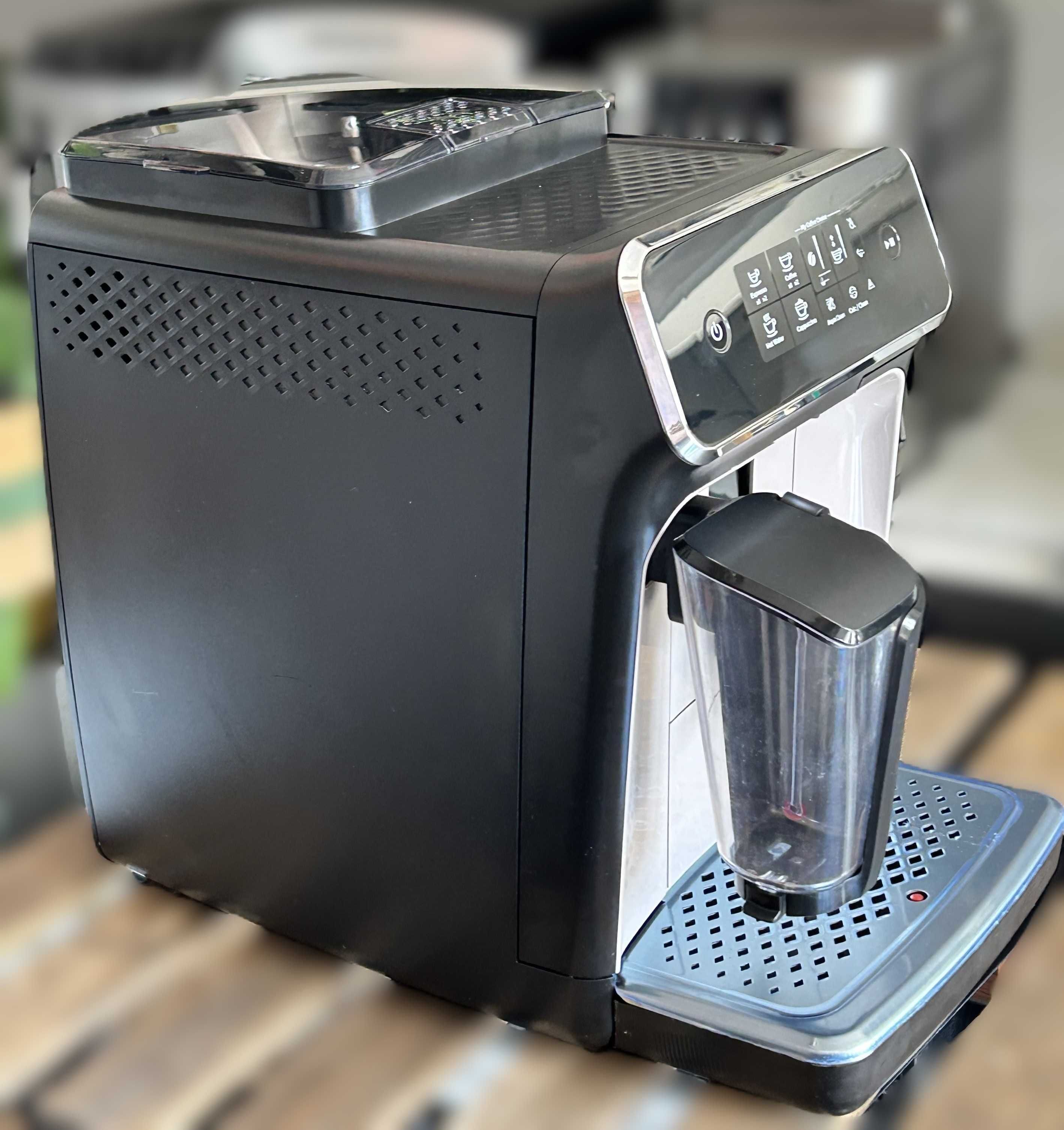 Кафемашина Philips Latte Go Серия 2200