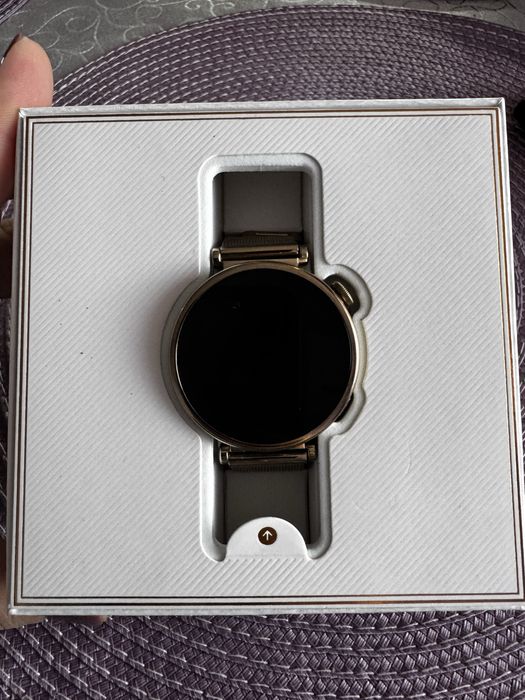 Huawei watch GT 4 Gold Milanese Strap