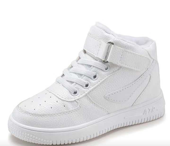 Продам кроссовки белые