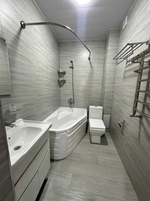 Сдаётся 2х комнатная новая квартира