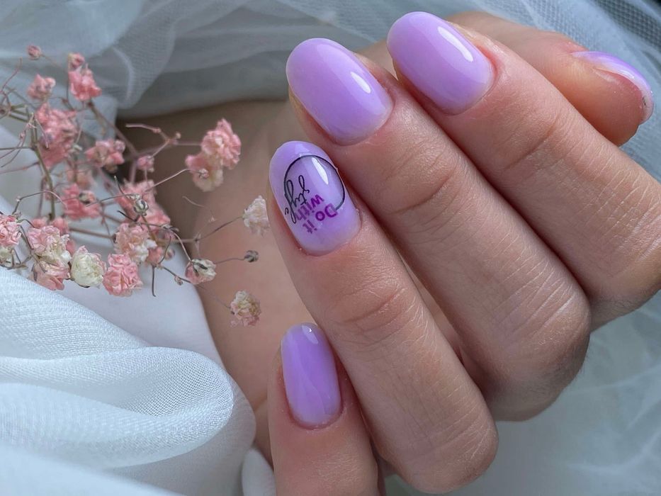 Unghi in gel /tips&forma natural