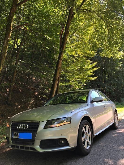 Audi A4 DIN Anul 2010