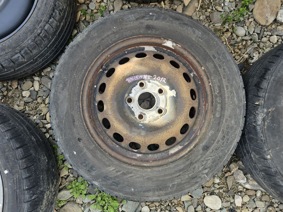 jante 15 volkswagen touran 2012