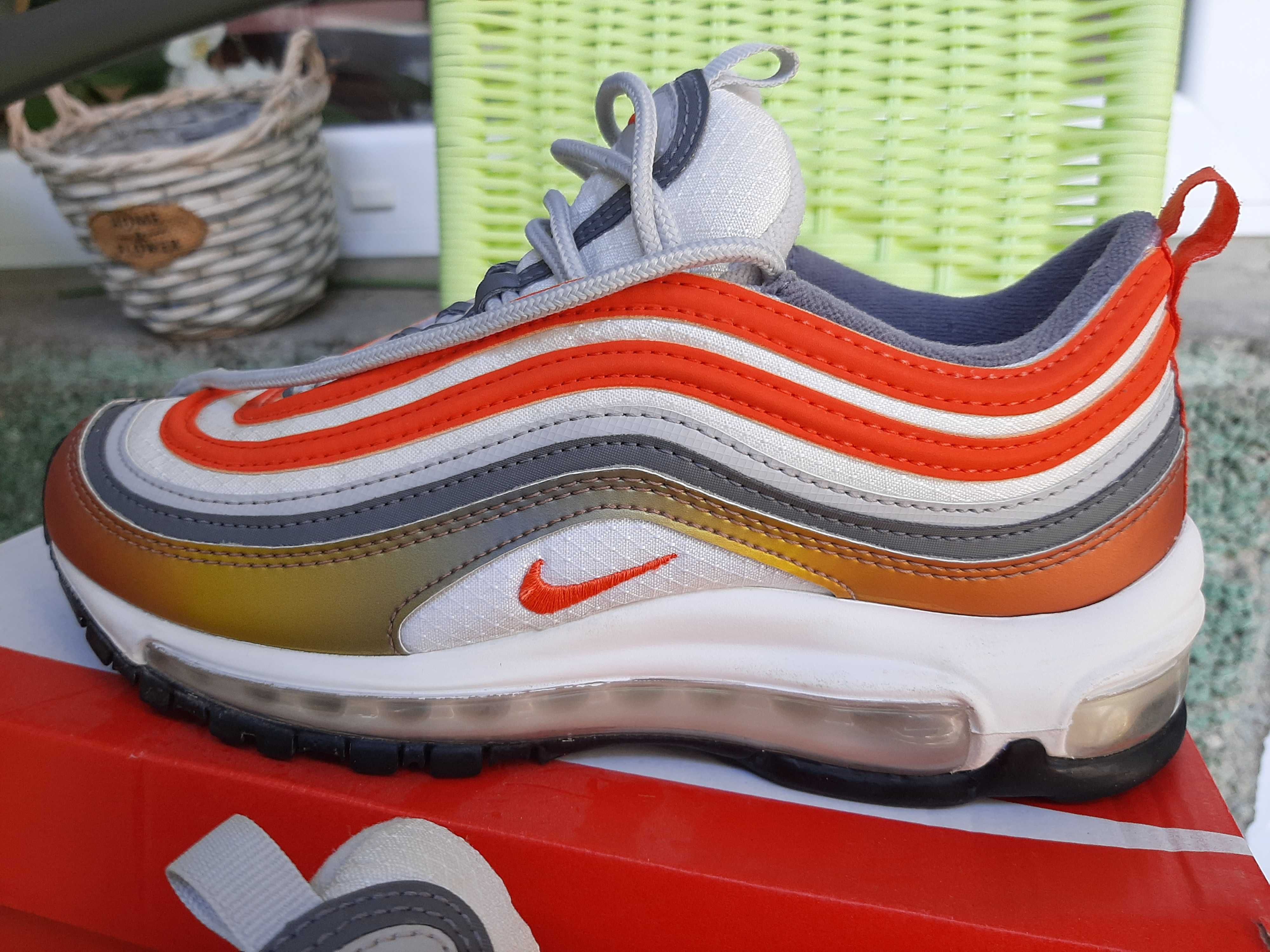 Nike Air Max оригинални маратонки