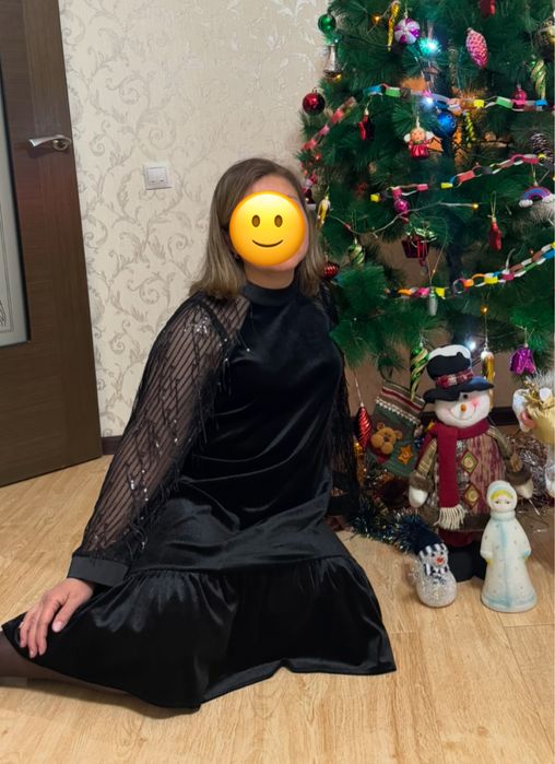 Вечернее платье. В отличном состоянии. Одевала 2 раза.