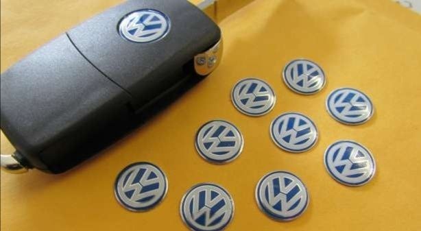 Emblema sigla stema logo VW cheie