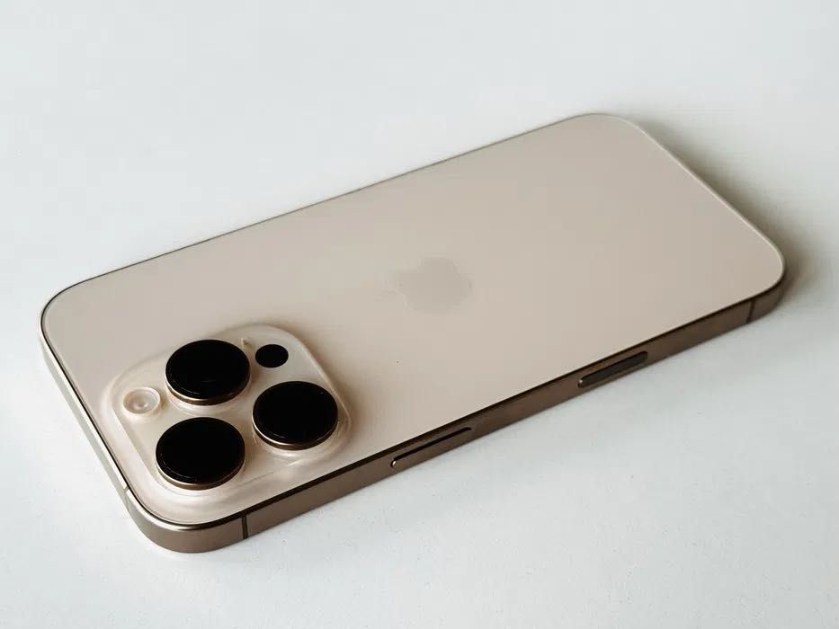 Iphone 16 Pro  256GB Desert Titanium Гаранция 6 месеца