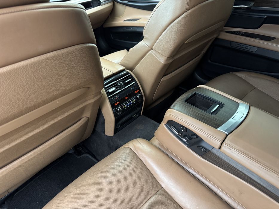 BMW 740d X-DRIVE 2012 LONG Toate optiunile/INDIVIDUAL