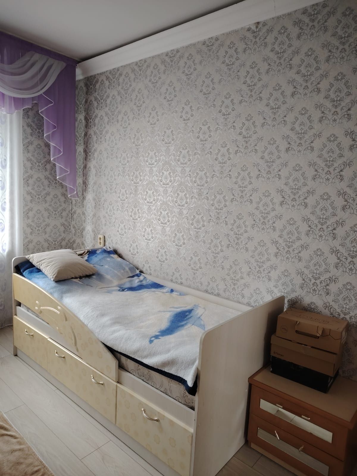Распродается мебель в связи в переездом