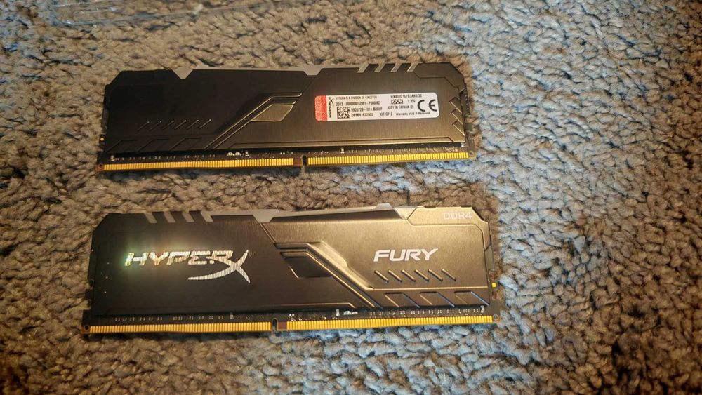 Рам памет Kingston HyperX FURY RGB 32GB (2x16GB) DDR4 3200MHz