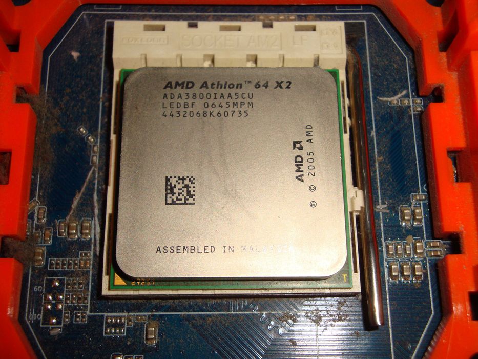 Procesor AMD Athlon 64 x2 3800+ 2.Ghz AM2 Windsor 1mb cache