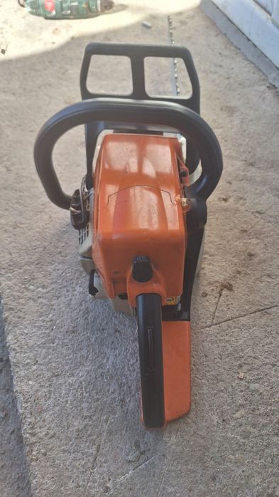 Vând drujba sthil ms230c