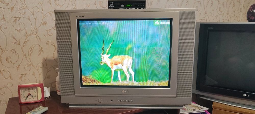 Телевизор  LG б/у в отличном состоянии