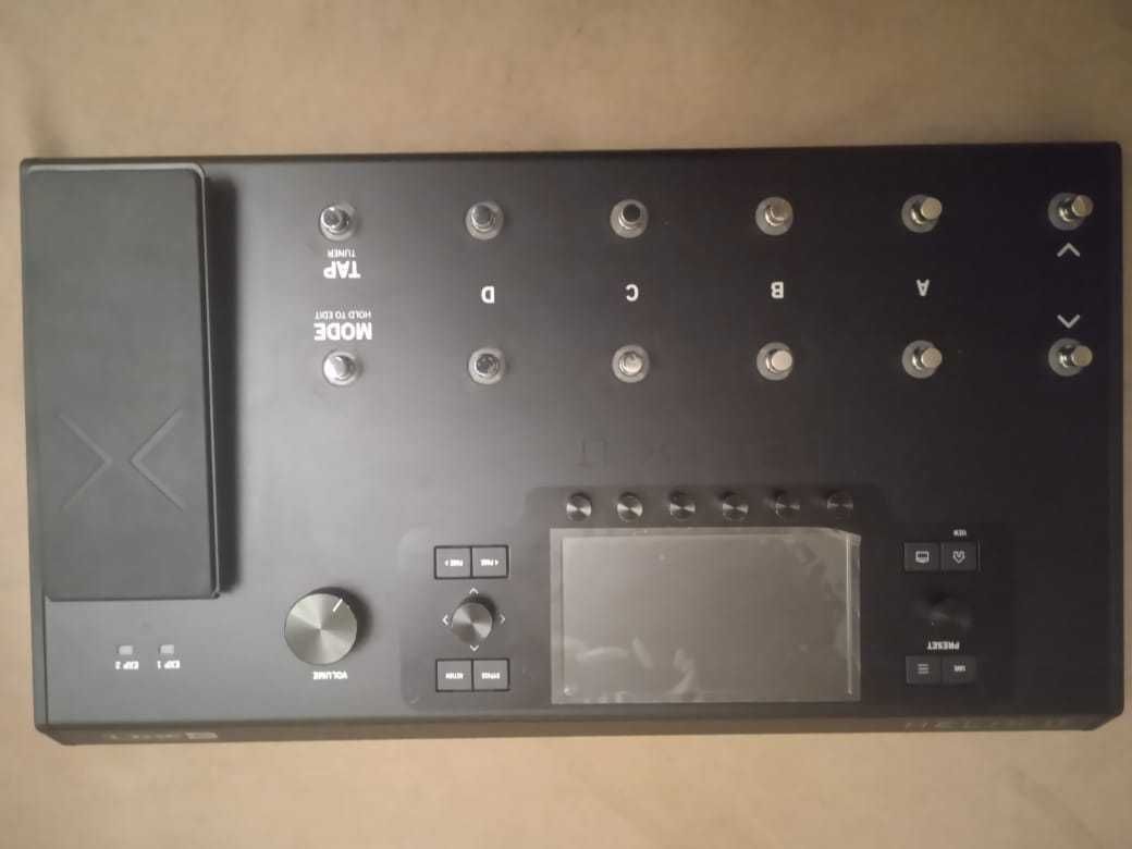 Гитарный процессор Helix LT, Line6