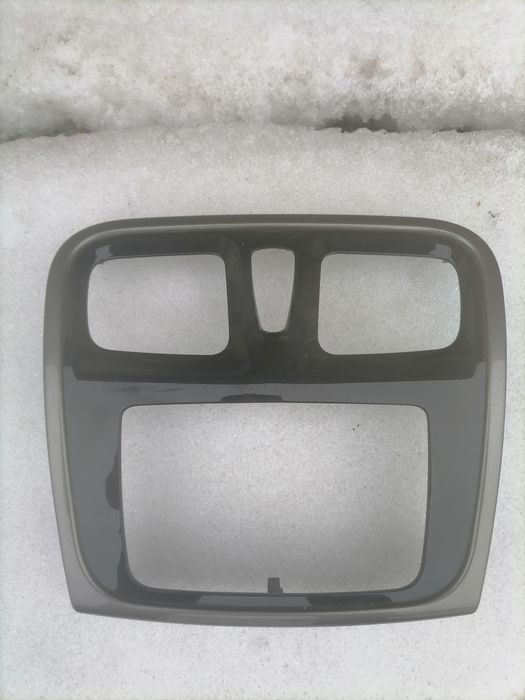 Продам рамку рено