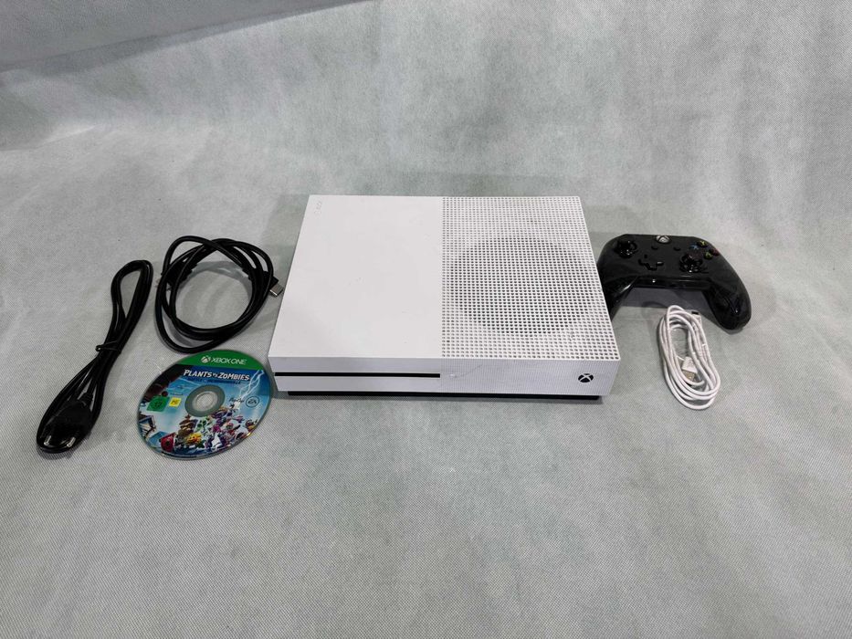 Конзола - Xbox One S / 500G /2017 / X2