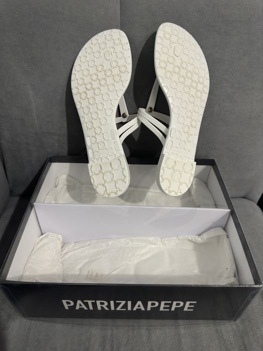 Чехли Patrizia Pepe