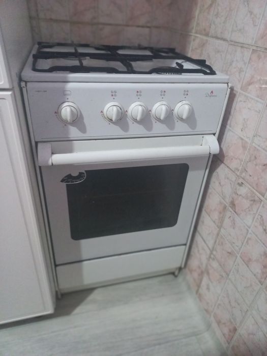 газовая плита продается