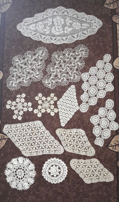 Бродирани карета