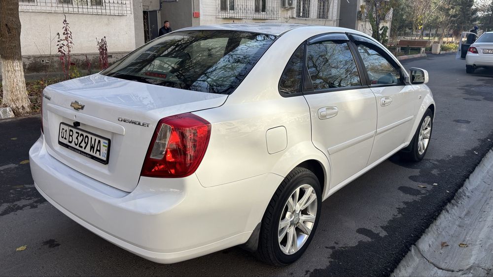 Gentra 2015 года