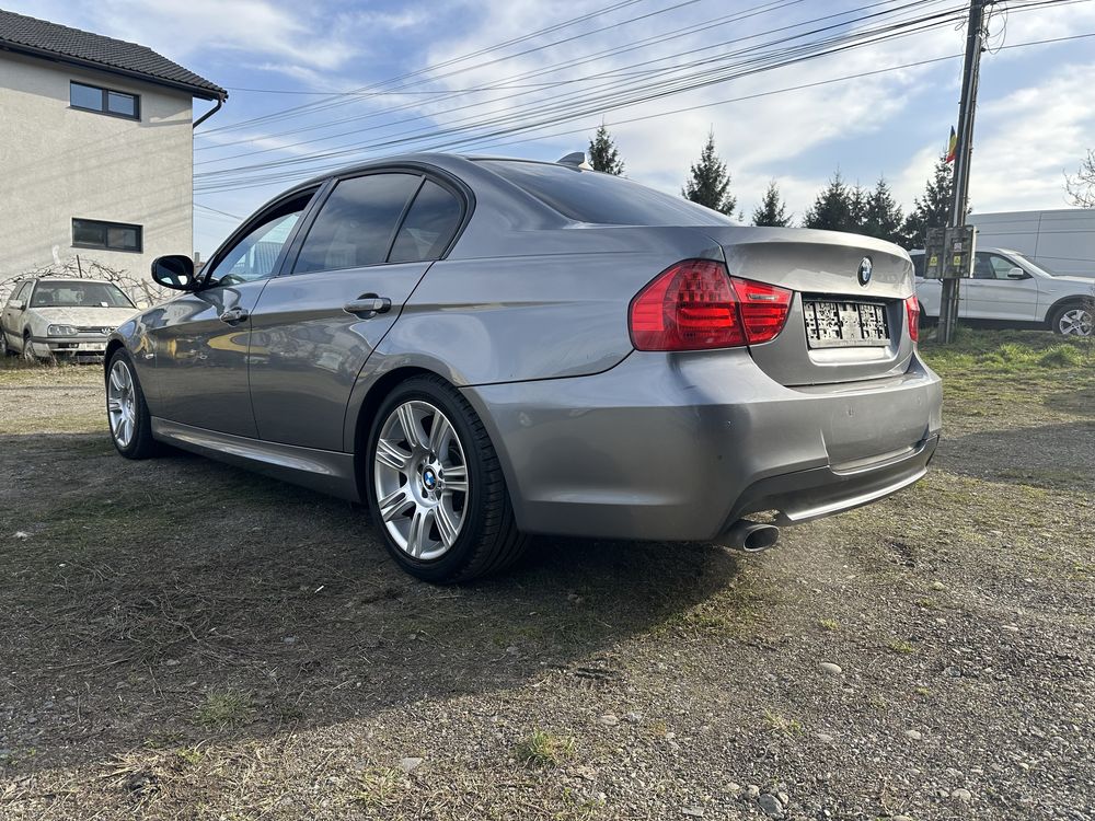 BMW 318i, M pachet, Alcantara, xenon, Navi