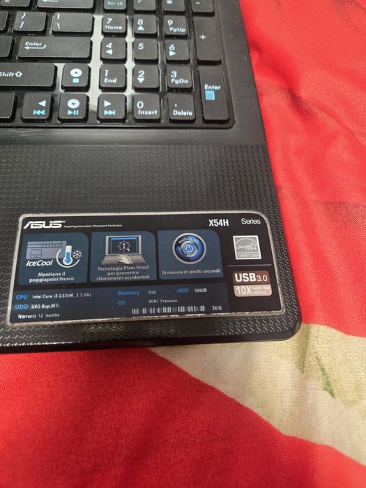 ASUS X54H SERIES  in stare impecabilă !!