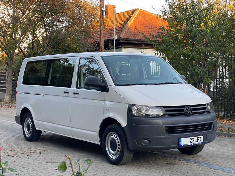 Volkswagen Transporter T5   2.0TDI - 2012 - EURO5      9 locuri