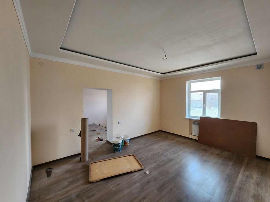 2 этаж и подвал уй сотилади