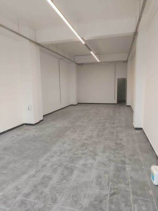 Spațiu comercial  de închiriat