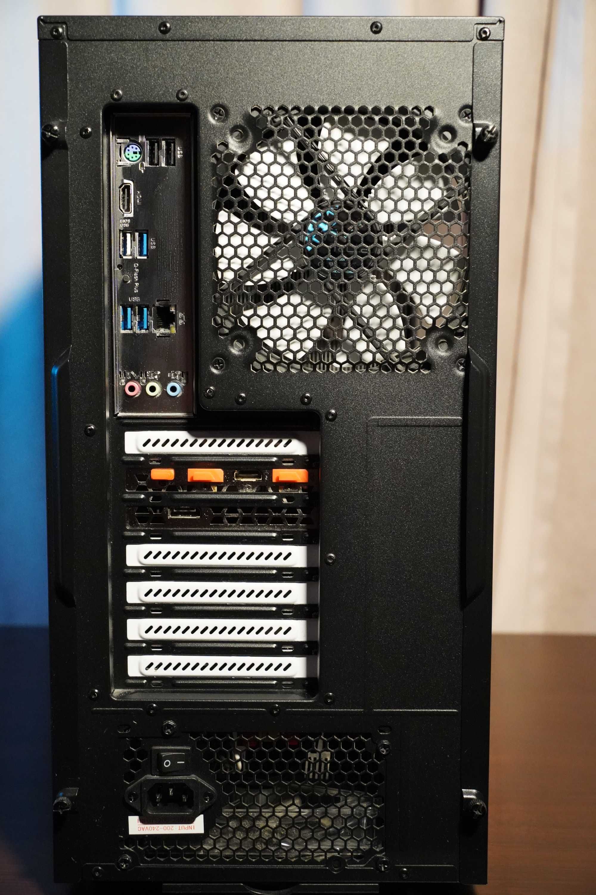 Компютър Ryzen 7 2700X/32GB Ram/GeForce RTX 2060 6 GB/512 M.2+120 SSD