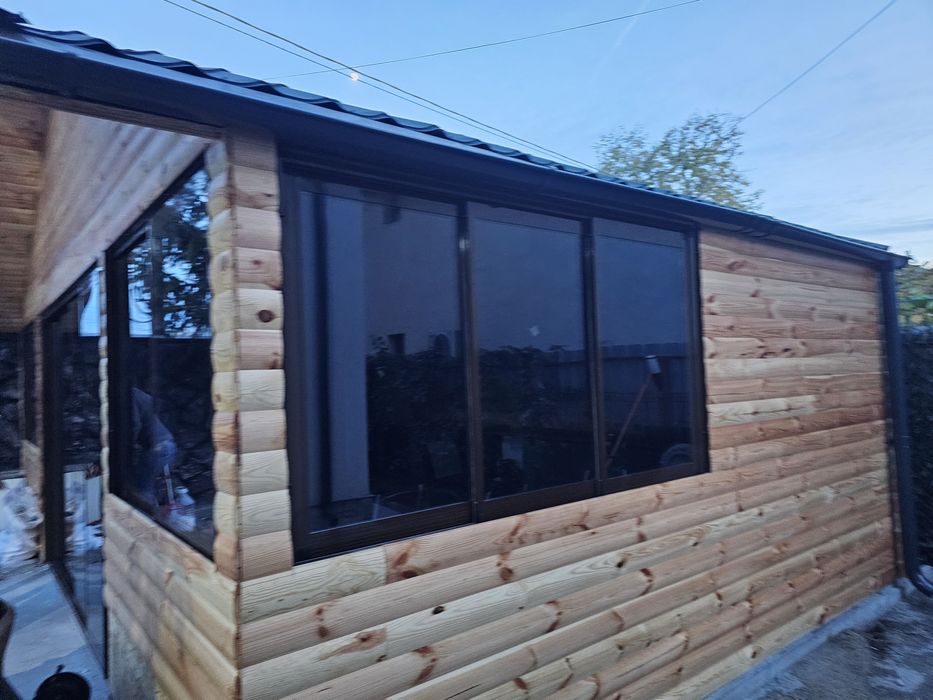 Usi glisante cu sticlă securizată fumurie