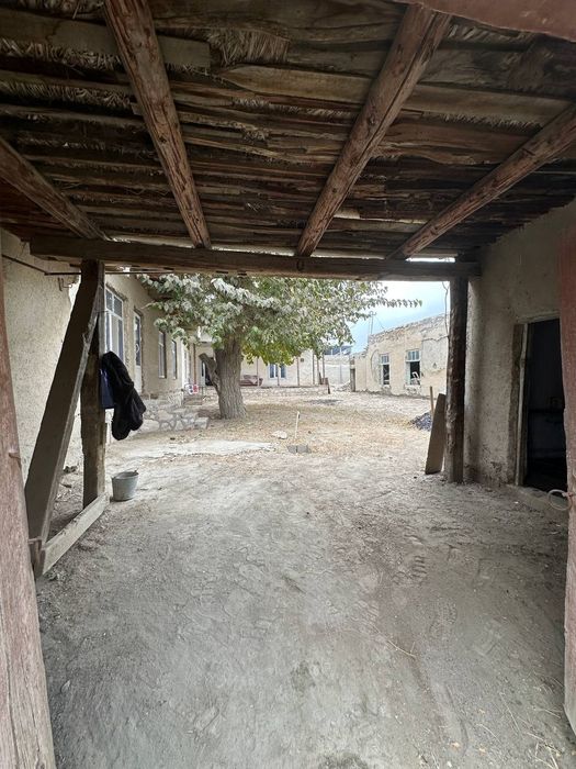 Buxoro-Kogon yoʻli yoqasida hovli sotiladi