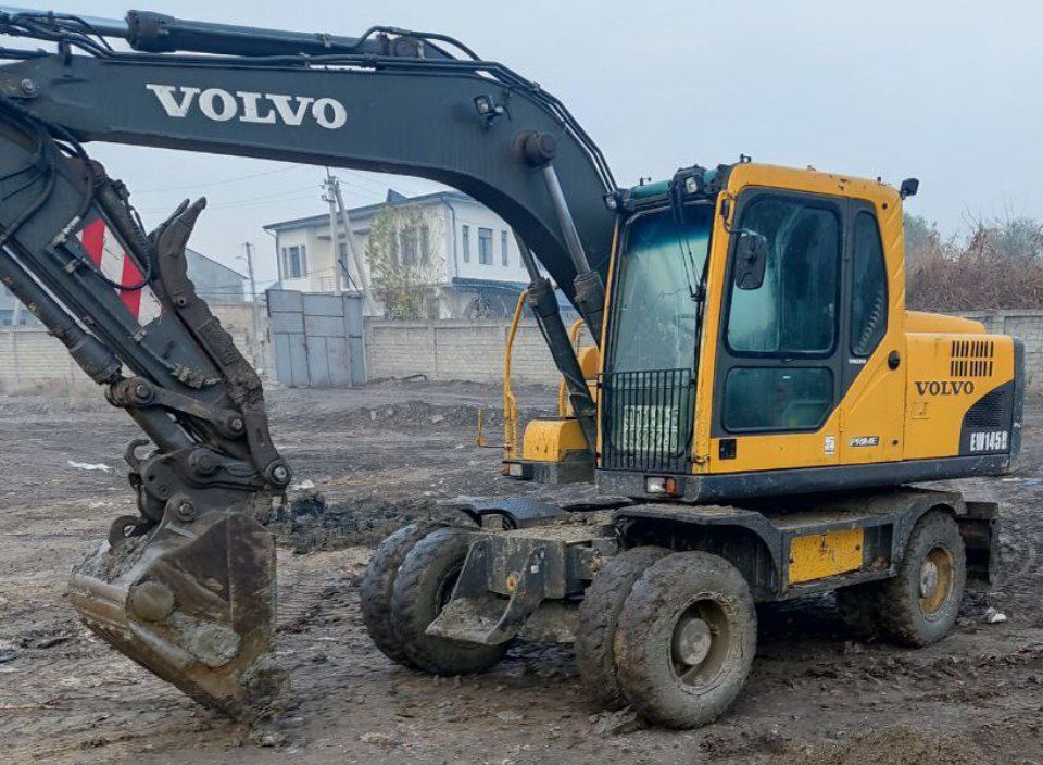 Экскаватор VOLVO EW145B
Йили: 2012
Моточас: 21500
Ҳолати яхши,  муаммо