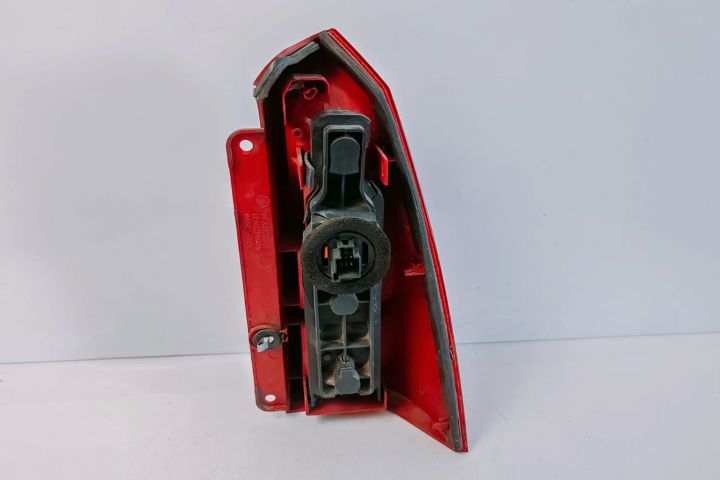 Stop Tripla stanga TYC11A302SCP Ford Focus prima generatie