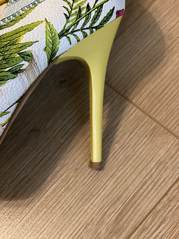 Дамски официални обувки Kalessa, размер 36