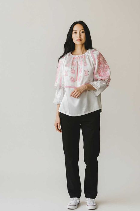 Ie veche din Banat complet restaurata, ie de matase  broderii manuale