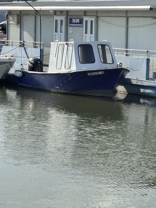 Barca cabinata spania 625