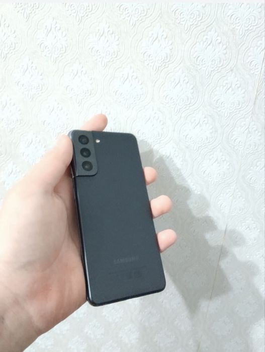 Продам Samsung s21 5g